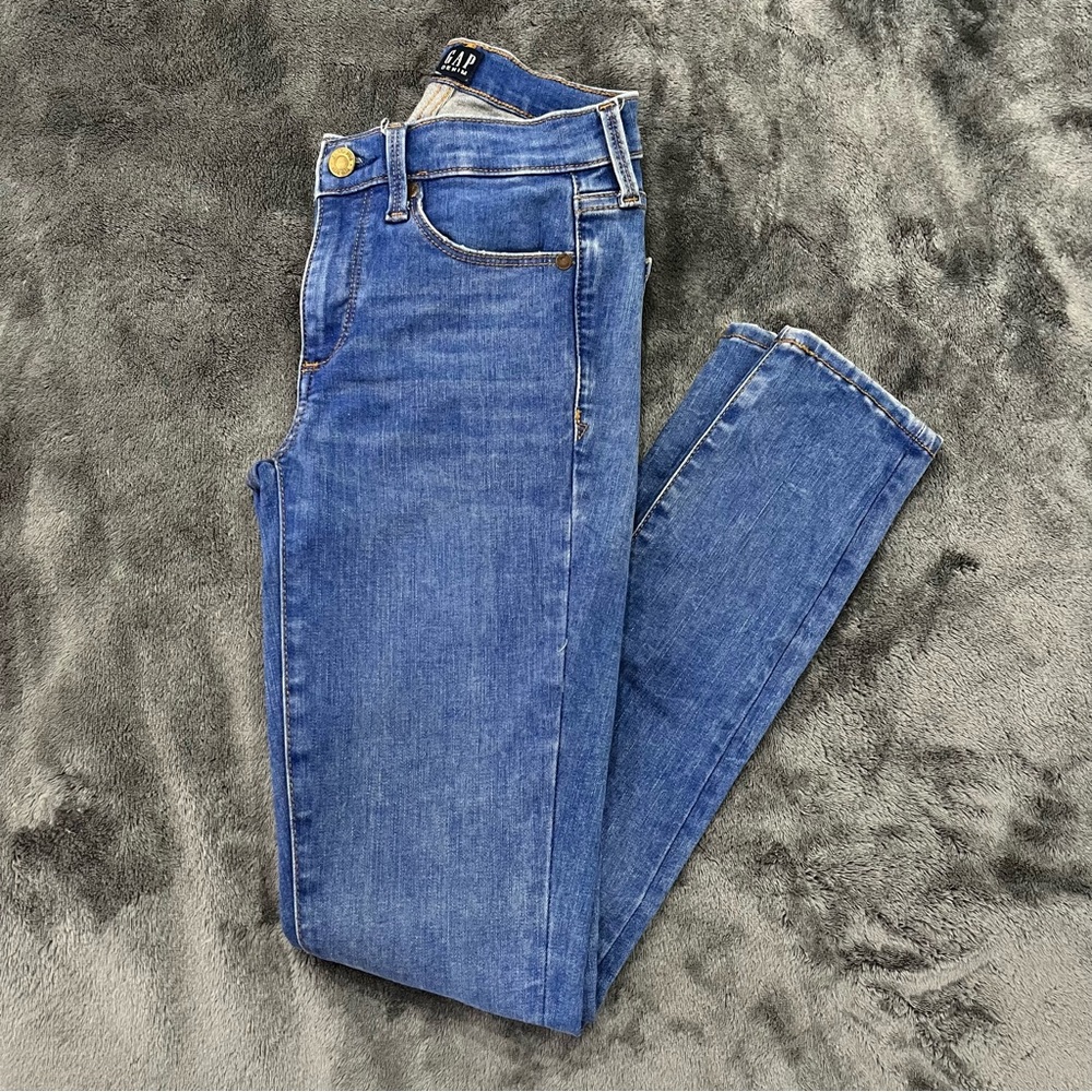 Gap Sculpt True Skinny size 24